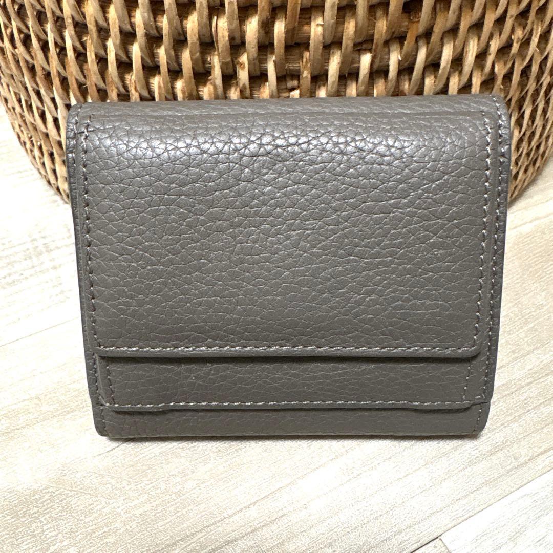 ￼ A.P.C. 三つ折り財布