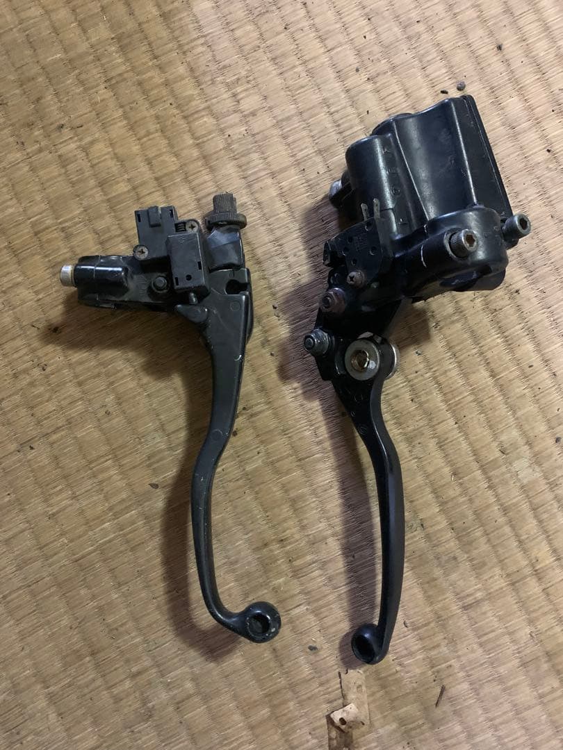 zrx400 純正　クラッチ　ブレーキ　マスター　アジャスター　ゼファーχ 左右