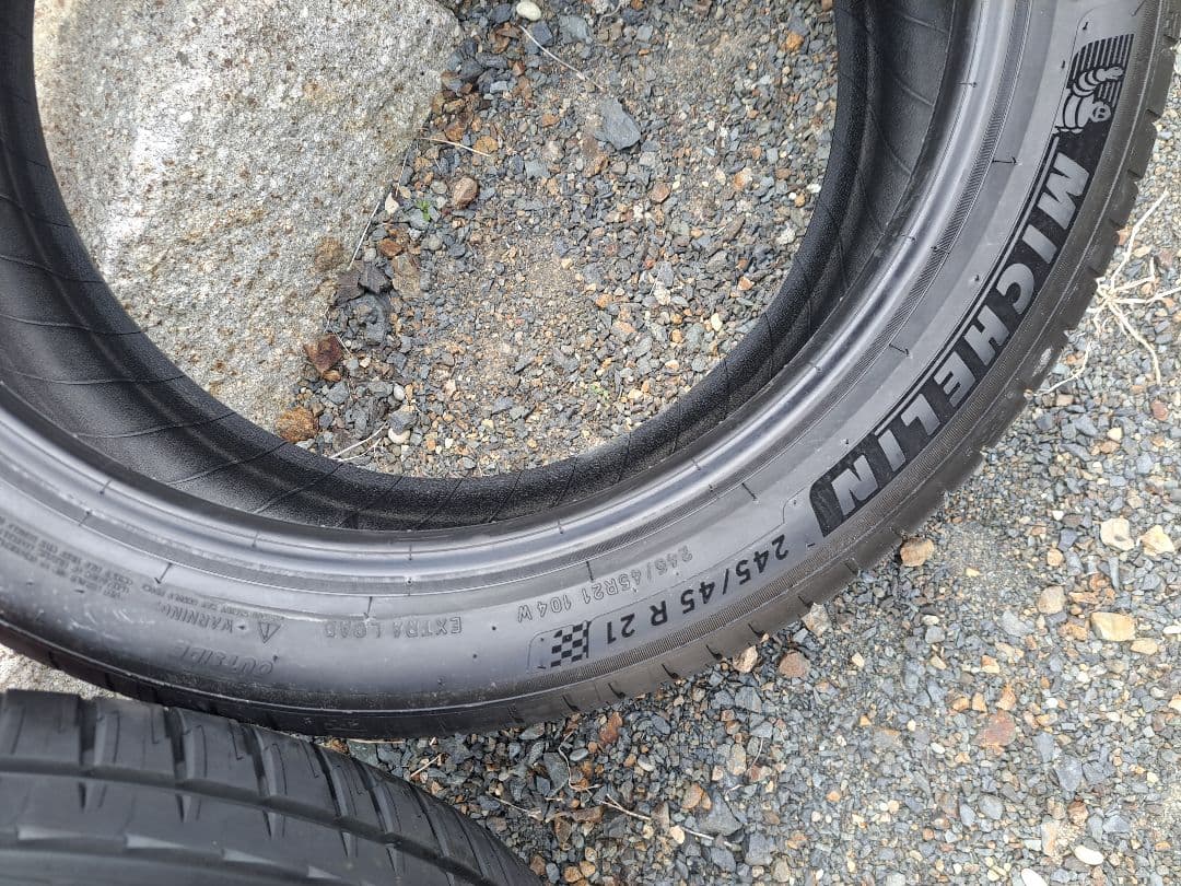 ミシュラン★パイロットスポーツ4SUV　245/45R21★タイヤ