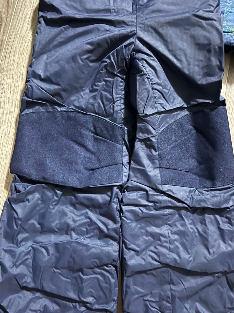 【美品】コロンビア　スキーウェア スノーボードウェア　XS 120-130