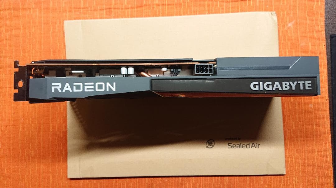 グラフィックボード　GIGABYTE　Radeon RX 6600（箱なし）