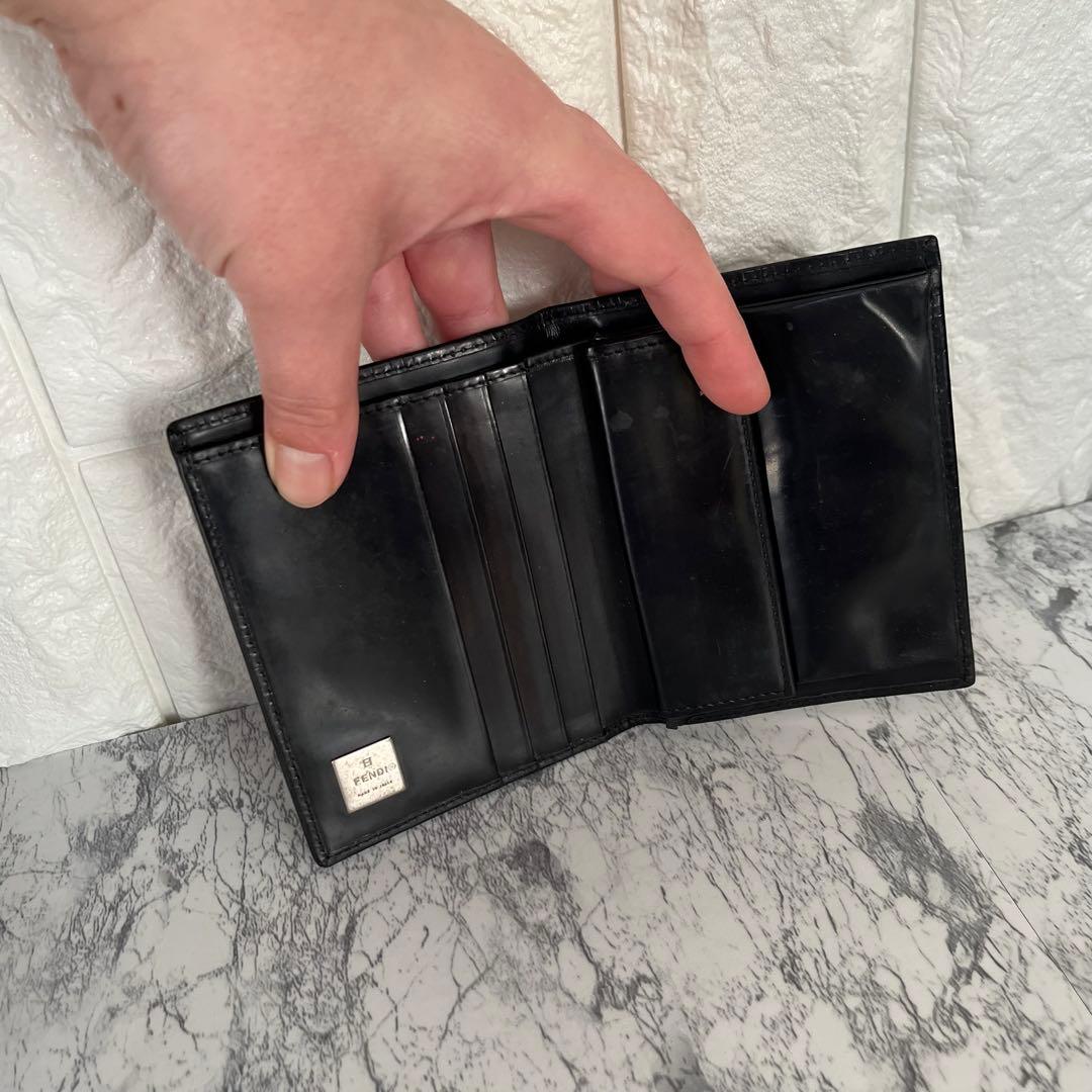 FENDI フェンディ ズッカ柄 型押しレザー 二つ折り財布 ミニ財布