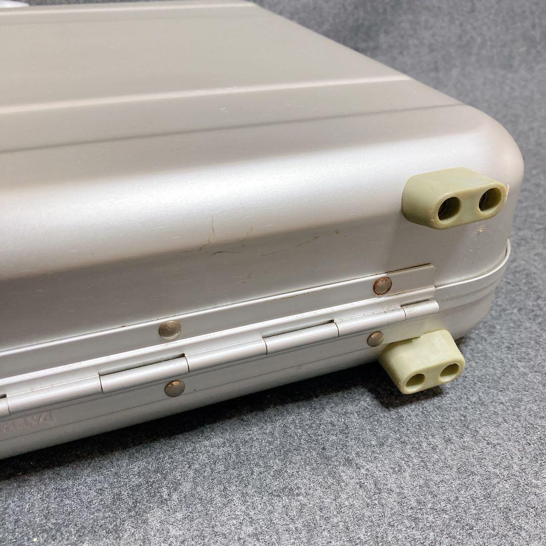 未使用 PATENT アルミ アタッシュケース ノートPC対応 ドイツ製錠前