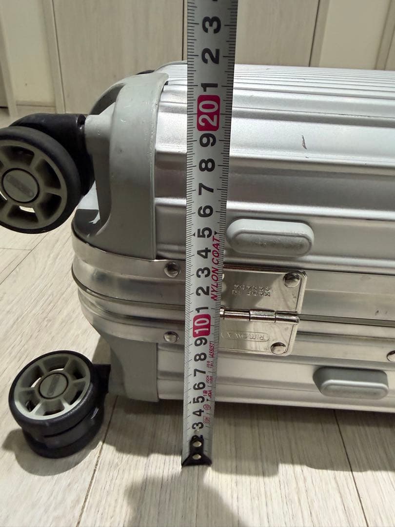 RIMOWA リモワ アルミ 4輪 機内持込 キャリーケース