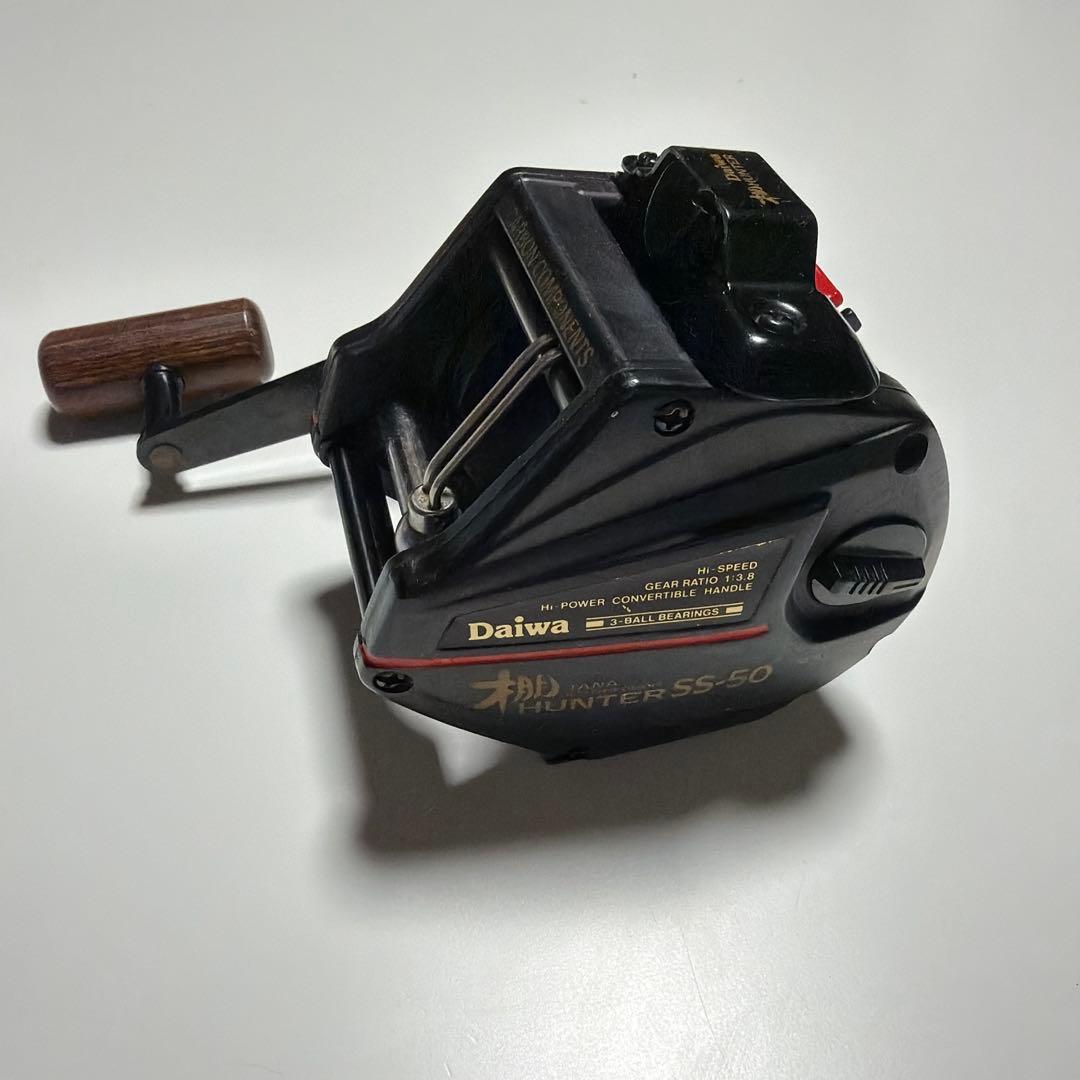 大*河様 【希少•美品】DAIWA ダイワ 棚 HUNTER SS-50 TAN