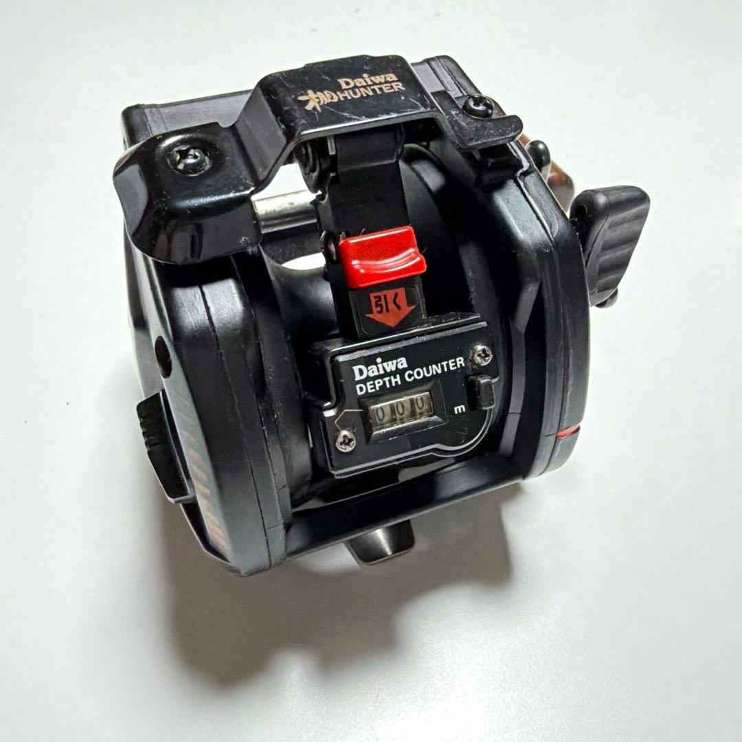 大*河様 【希少•美品】DAIWA ダイワ 棚 HUNTER SS-50 TAN