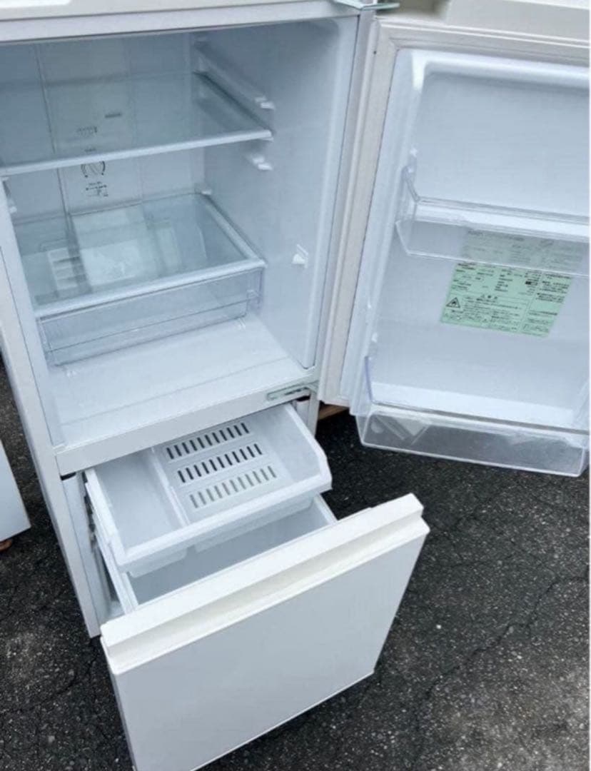 2019年製 126L AQUA 2ドア冷蔵庫 AQR-E13J (W)