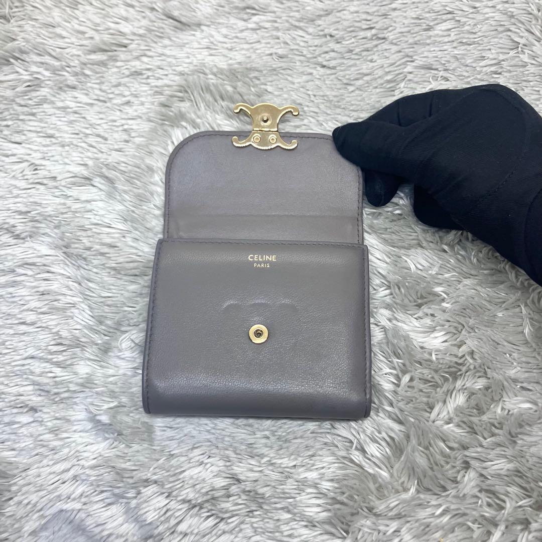 美品✨ CELINE 三つ折り財布 トリオンフ スモールフラップ カーキ