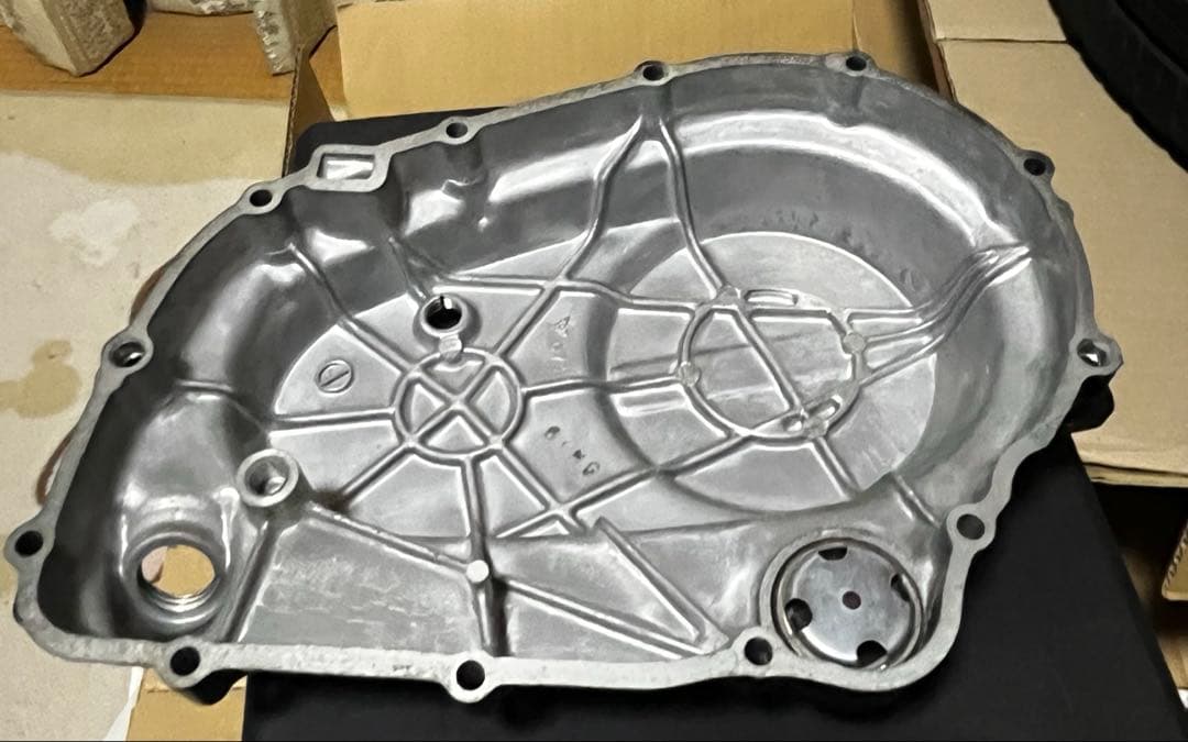 ホンダ　vt250f vt250fc クラッチカバー　新品未使用品　希少　廃盤