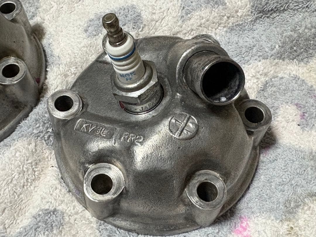 NSR250R MC28 シリンダーヘッダー 乾式 L