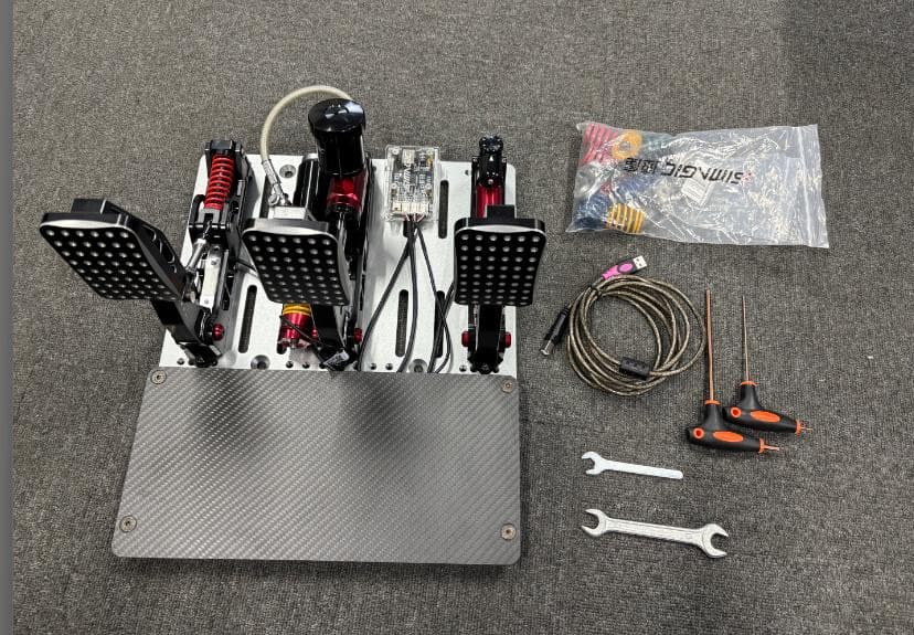 展示品Simagic P2000-100kg ペダル 正規品 外箱なし
