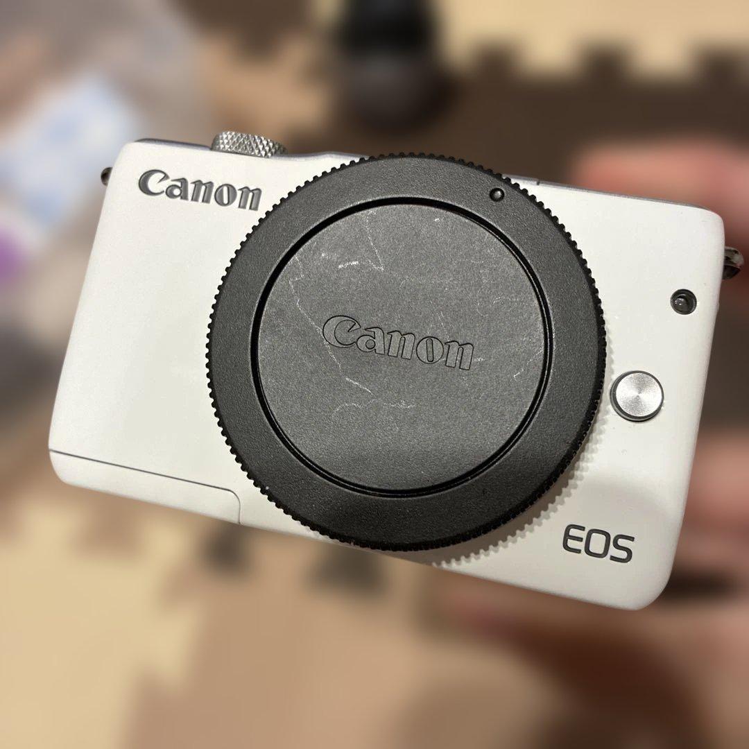 キヤノン　カメラ　eos10