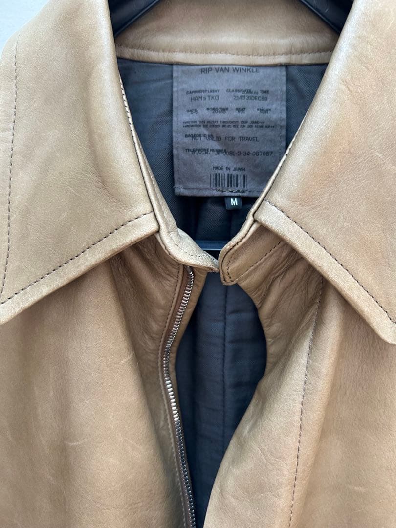 【美品】rivvanwinkleレザーブルゾン