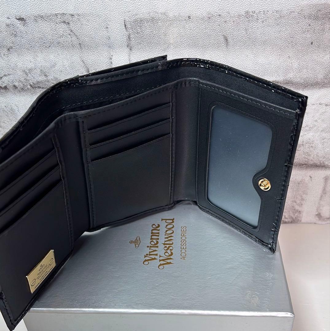 【ショッパー付き】VivienneWestwood エナメル三つ折財布　ブラック
