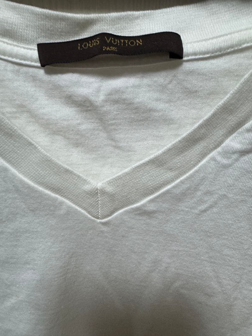 Louis Vuitton ホワイト Vネック Tシャツ