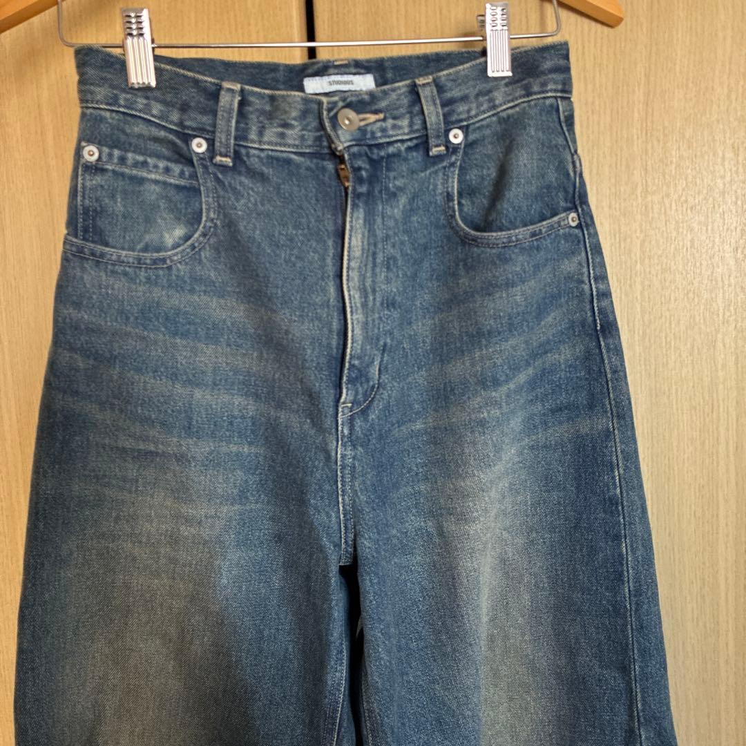 STUDIOUS バレルレッグジーンズ Barrel Leg Jeans