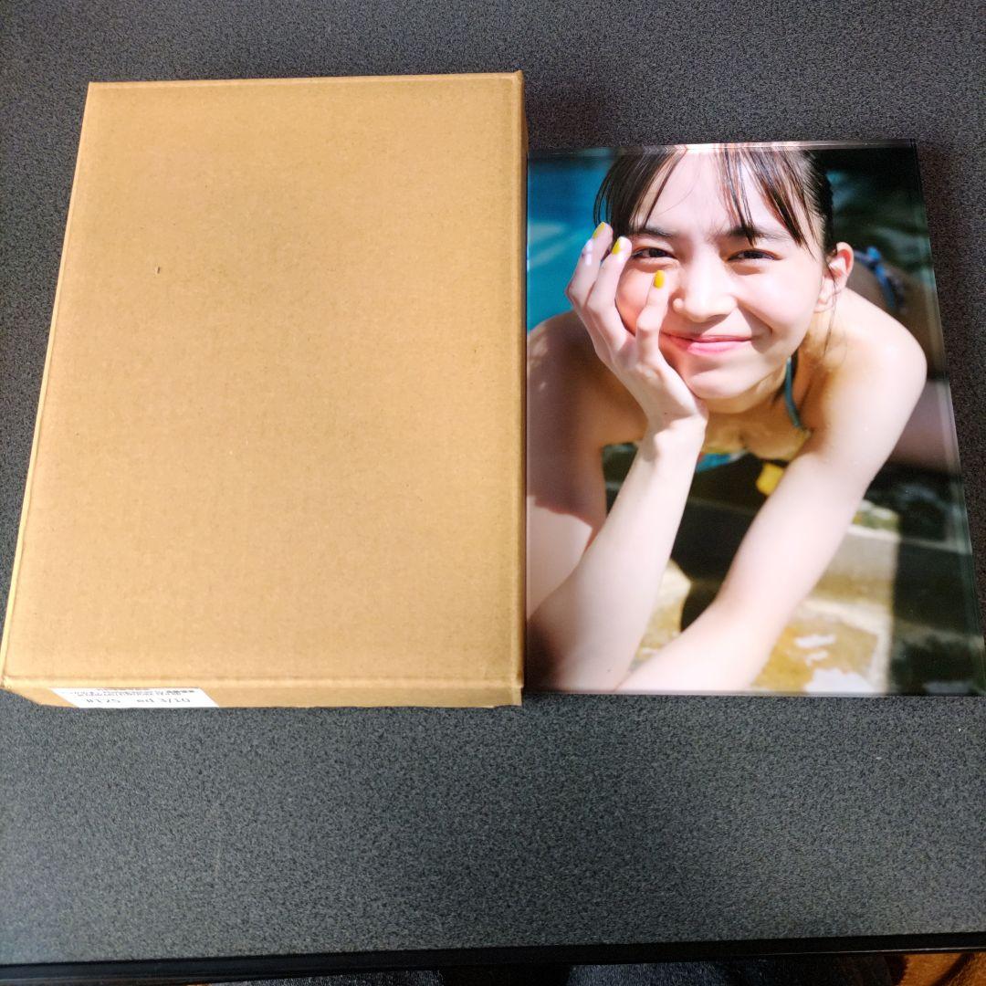 井桁弘恵写真展「つかのま」大丸福岡天神限定展示フォト直筆サイン入り＃125