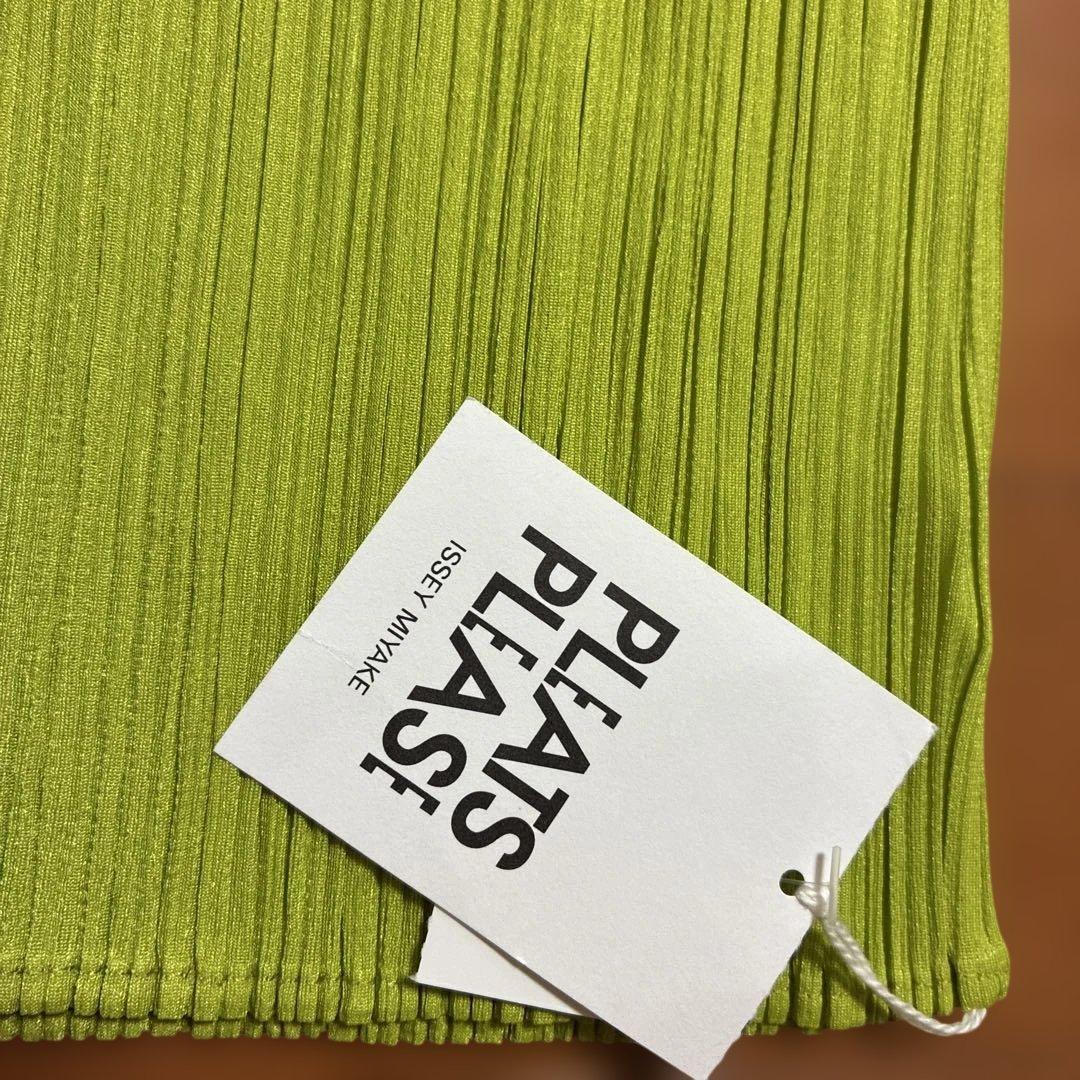 新品　PLEATS PLEASE ISSEY MIYAKE 半袖　M ライム