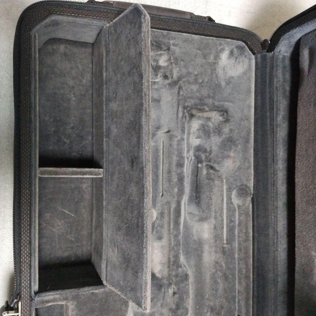 【美品】バスクラリネットケース クランポン純正　Low E♭／C両用