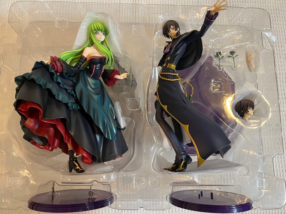 メガハウス　コードギアス 復活のルルーシュ L.L.＆C.C.セット