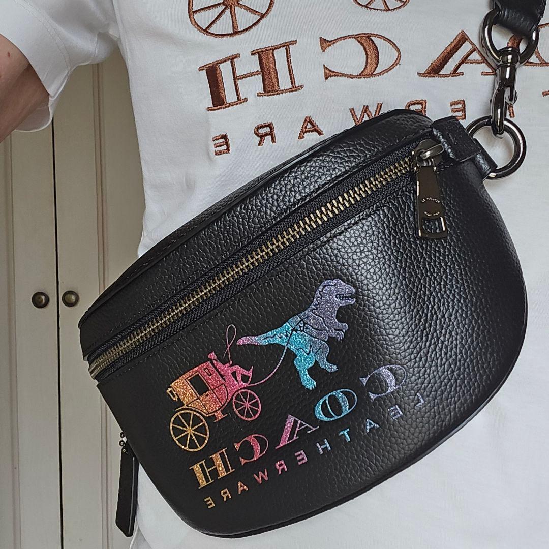 COACH 　レキシー　ブラック レザー ボディバッグ