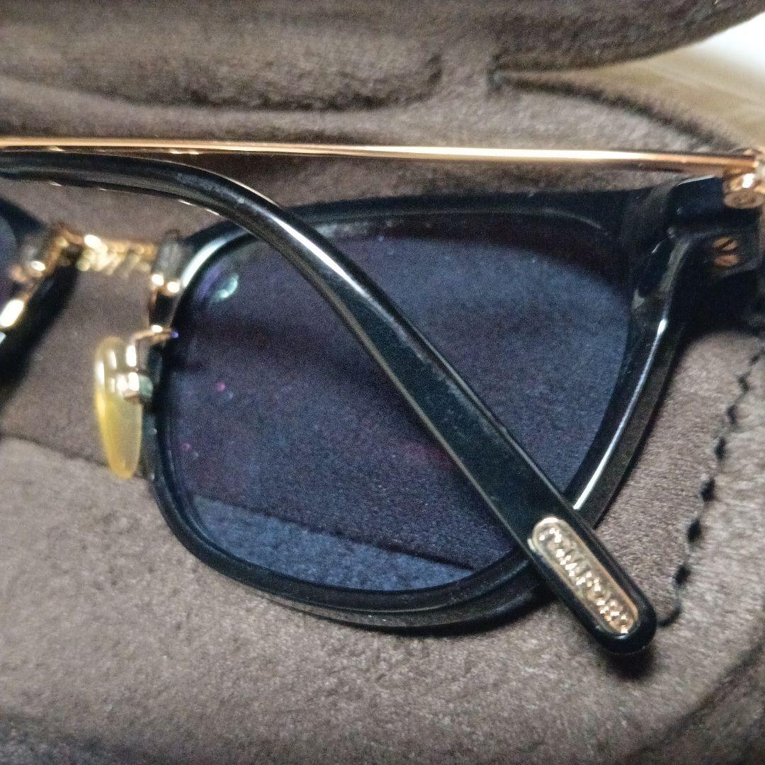 TOM FORD サングラス　TF672 01v