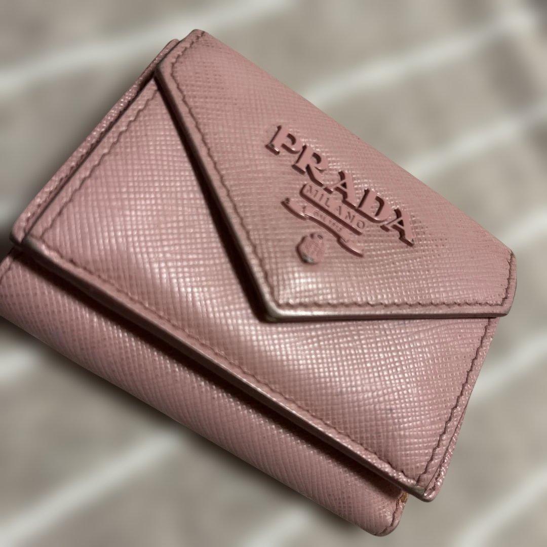 PRADA♡ピンクロゴ♡レア♡三つ折りミニ財布♡美品♡