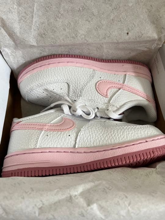 日本未入荷　日本未発売Nike Air Force 1 トドラー　ピンク　キッズ