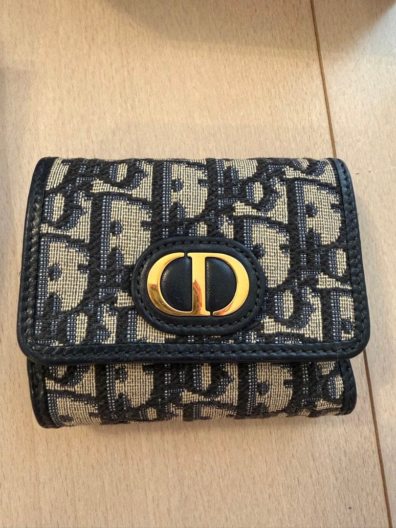 Dior ディオール　三つ折り財布