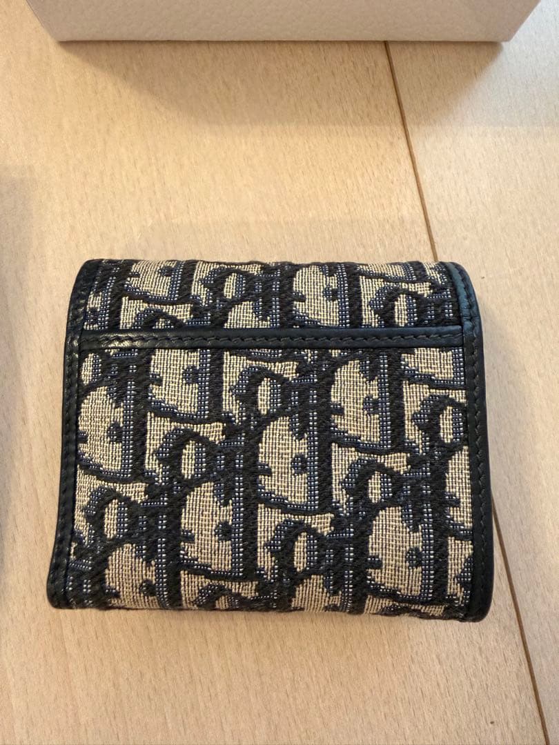 Dior ディオール　三つ折り財布