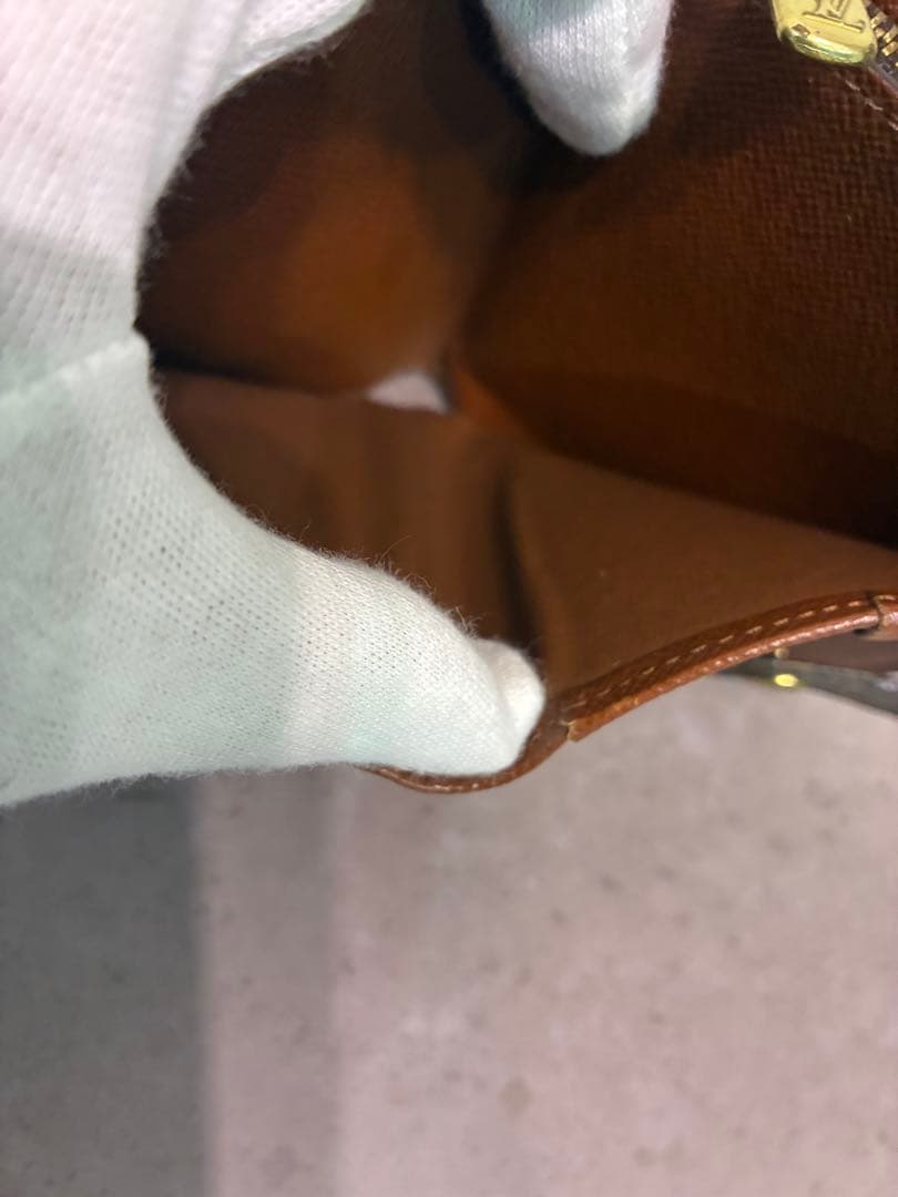 美品✨ヴィトン　二つ折り財布