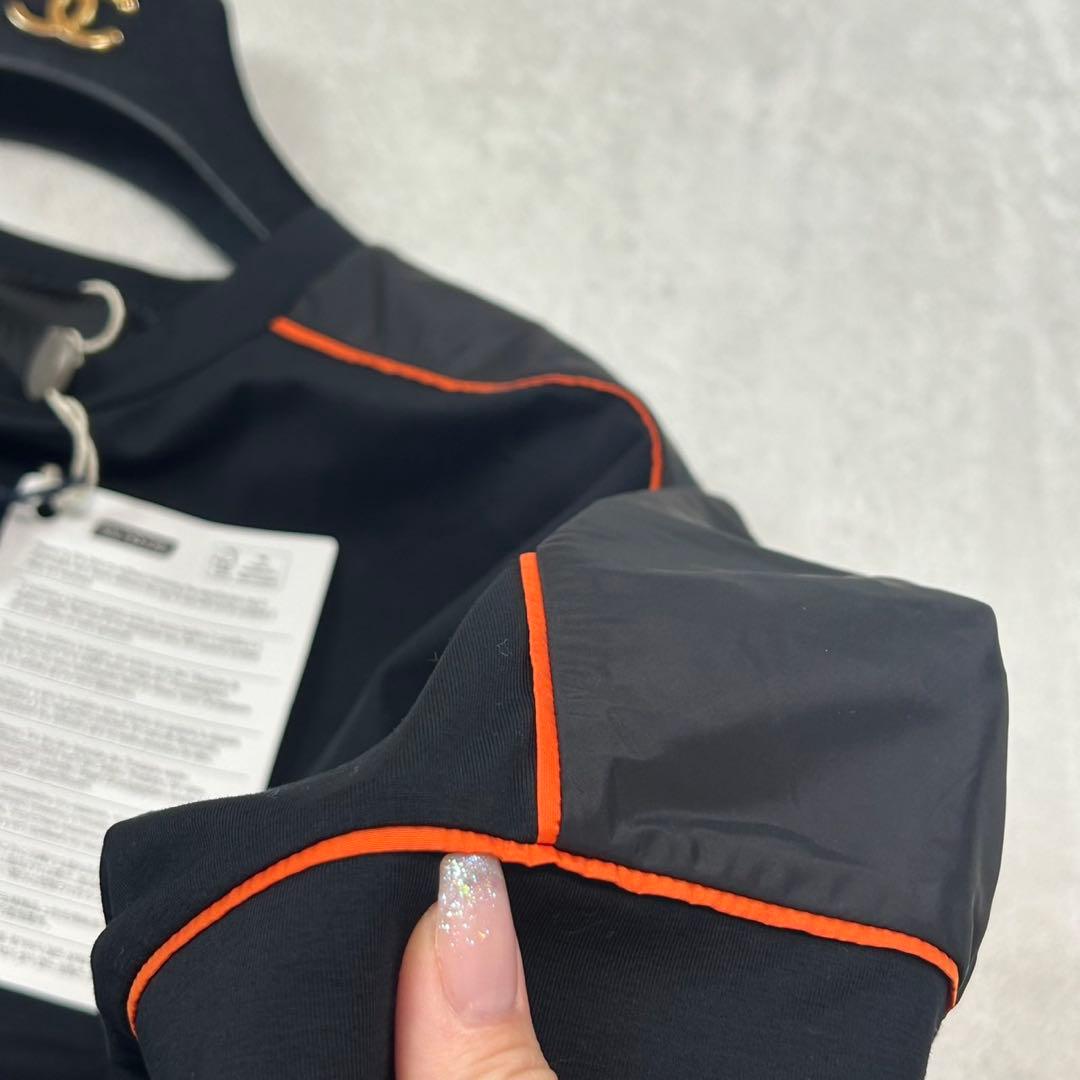 J219 新品未使 タグ付き M プラダ 三角ロゴ イタリア製 Tシャツ メンズ