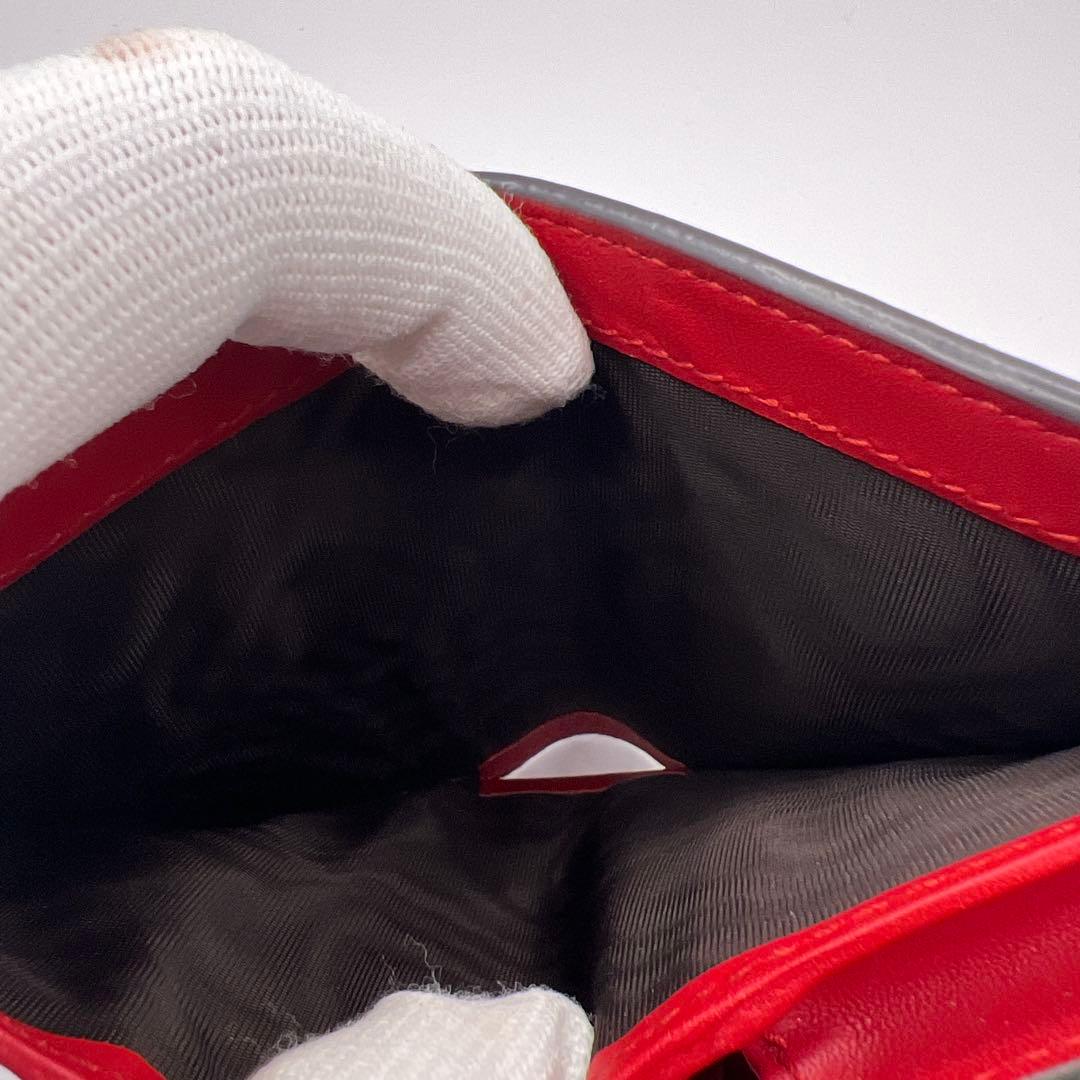 ✨美品✨ グッチ　二つ折り財布 チェリー　さくらんぼ PVC GGスプリーム