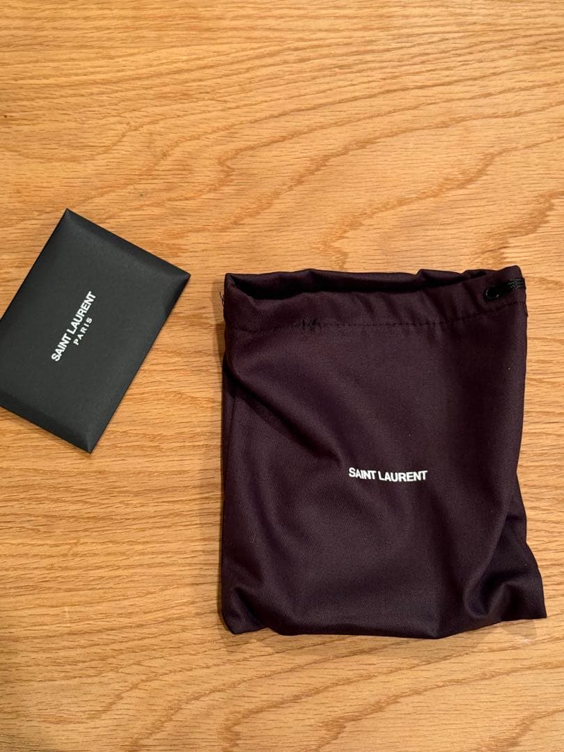 SAINT LAURENT ブラックレザー 三つ折り財布