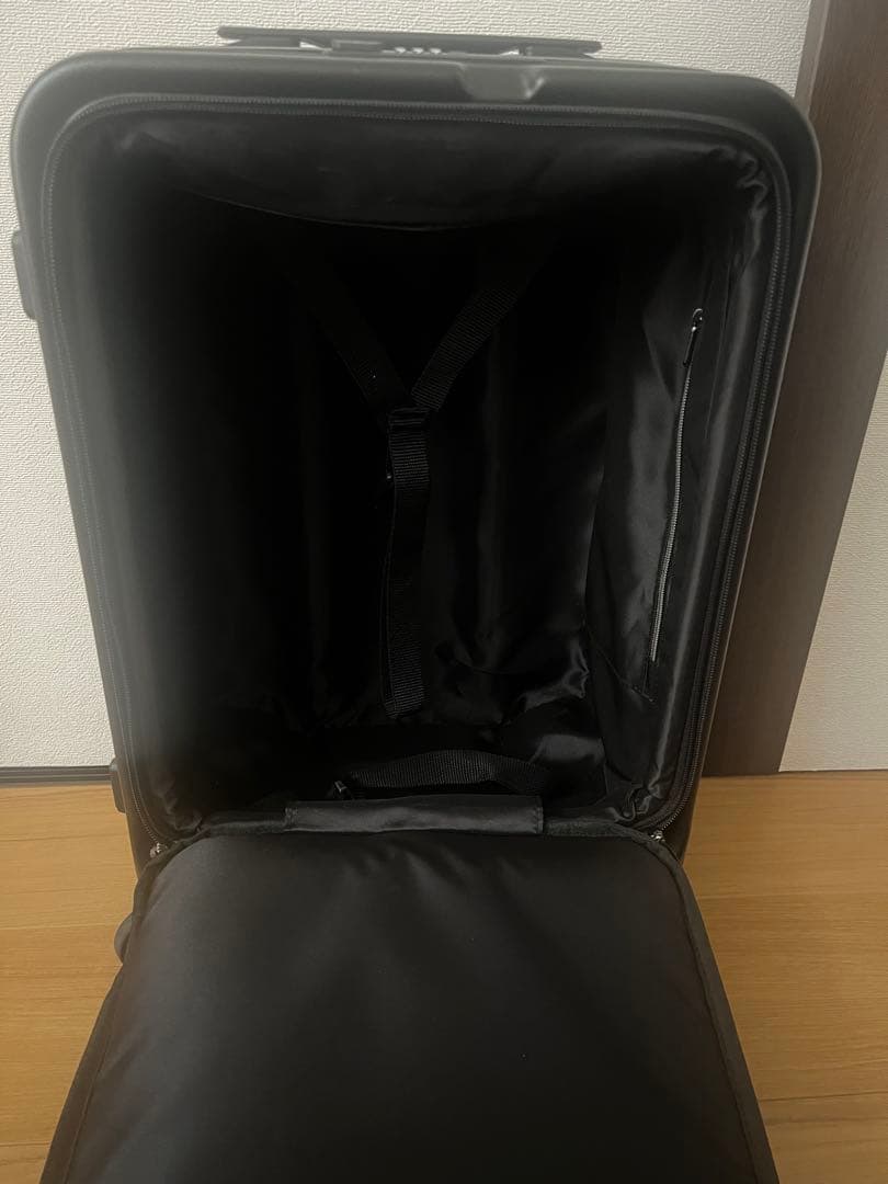 （最終値下げ）TRANSIT LOUNGE中型鍵なしキャリーケース 　2泊3日
