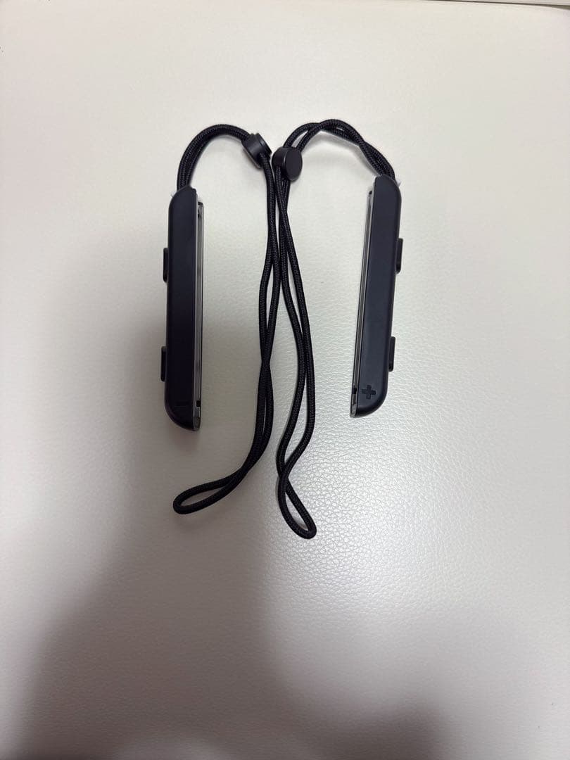 【美品】ニンテンドースイッチ本体 グレー液晶保護フィルム付