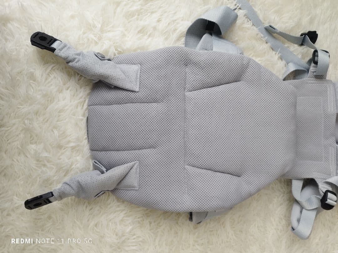 未使用近】angelette Quattro Air 3.2 抱っこひも　グレー