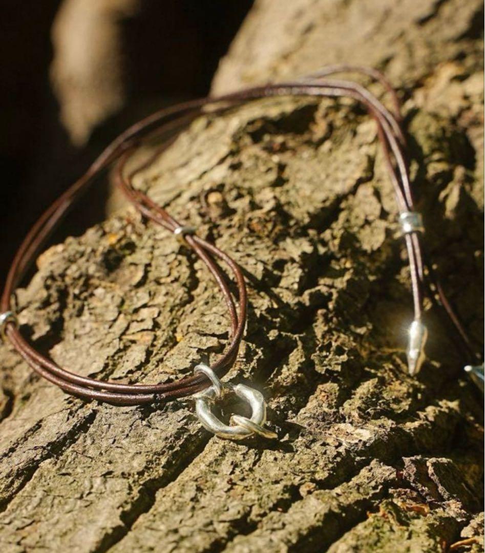 アクセサリー STRONG VOID LEATHER NECKLACE SILVER
