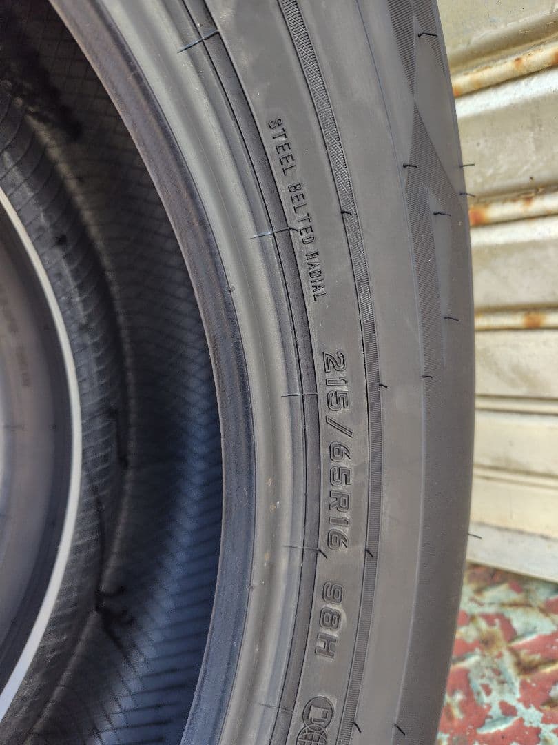 ダンロップ RV505 215/65 R16 2023年製 残り溝7.5mm