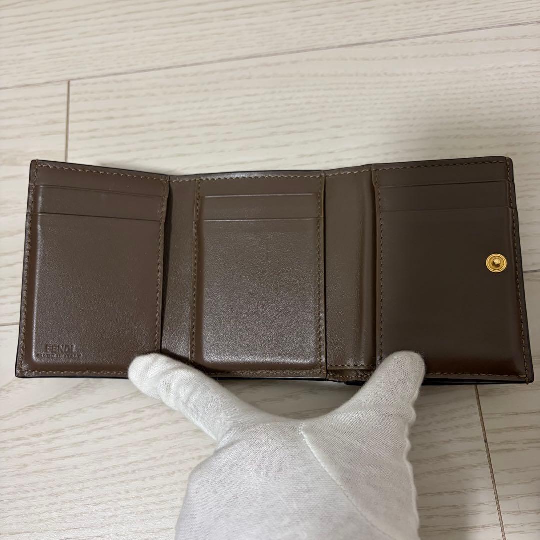 ✨美品✨FENDI　三つ折り財布　FFダイヤモンド　ズッカ総柄　ゴールド金具