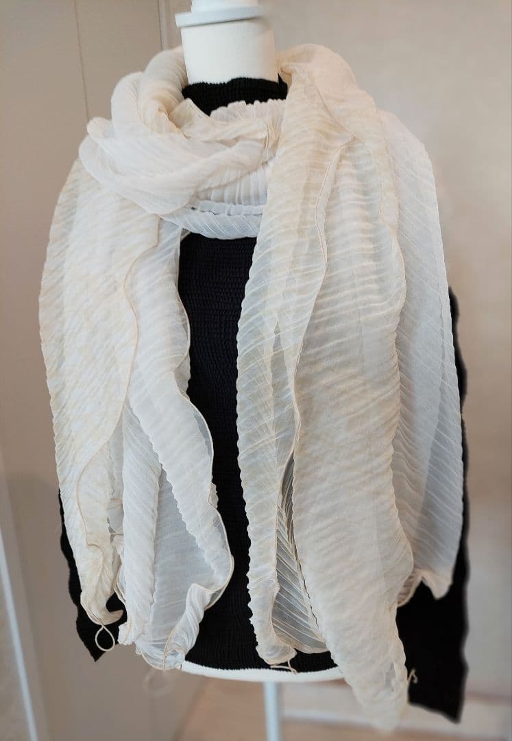 難アリ▪︎ISSEY MIYAKE FETE▪︎2枚布のプリーツ2.6m