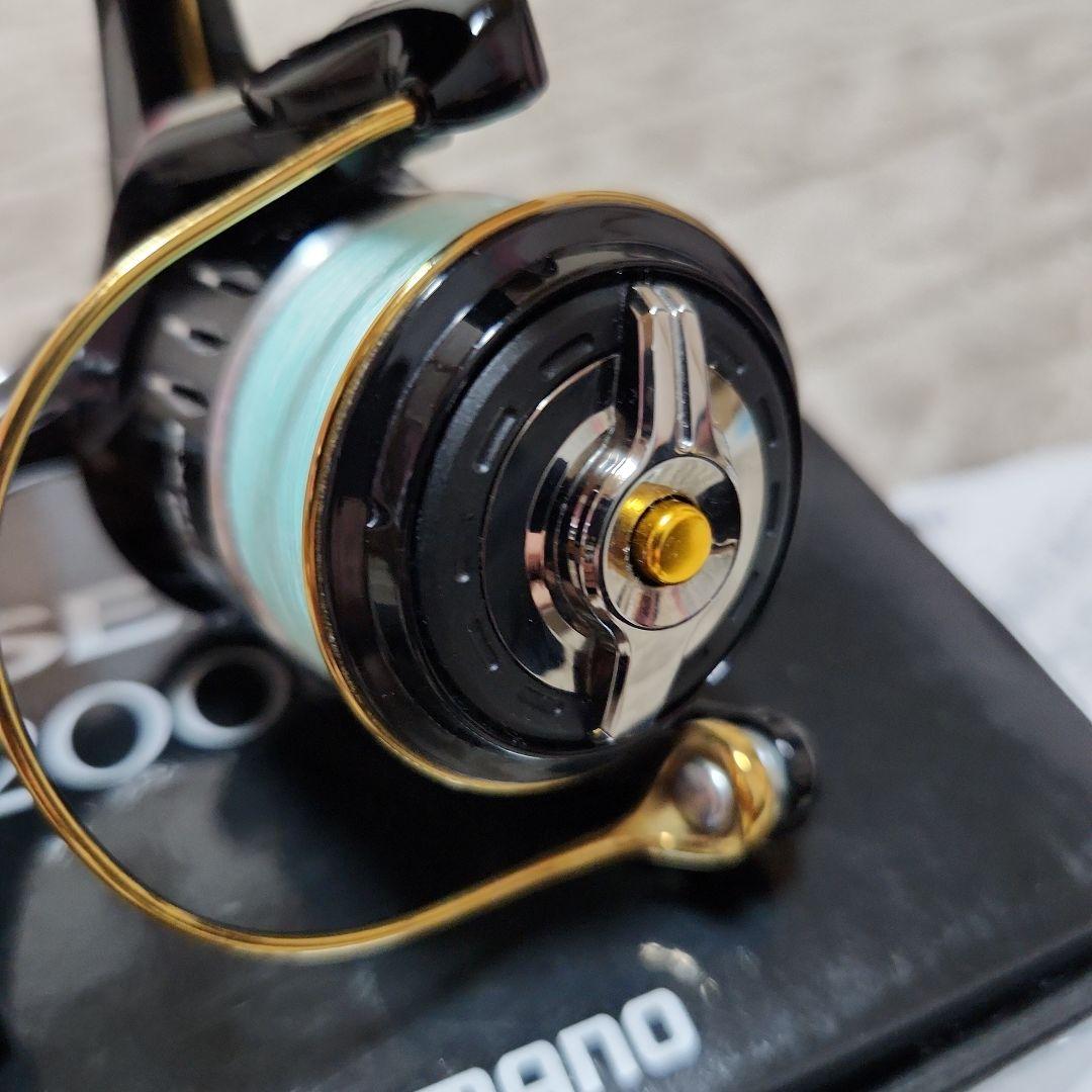 SHIMANO EXENCE LB C2000MDH スピニングリール