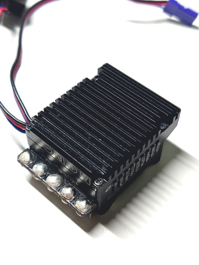 サンワ SANWA ブラシレスESC