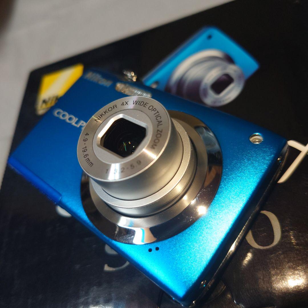 Nikon COOLPIX .S3000デジタルカメラ 青