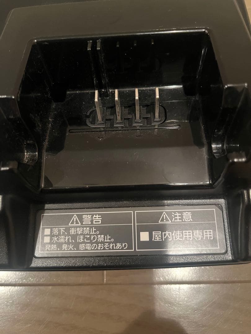 パナソニック電動自転車用充電器　NKJ069Z2 中古