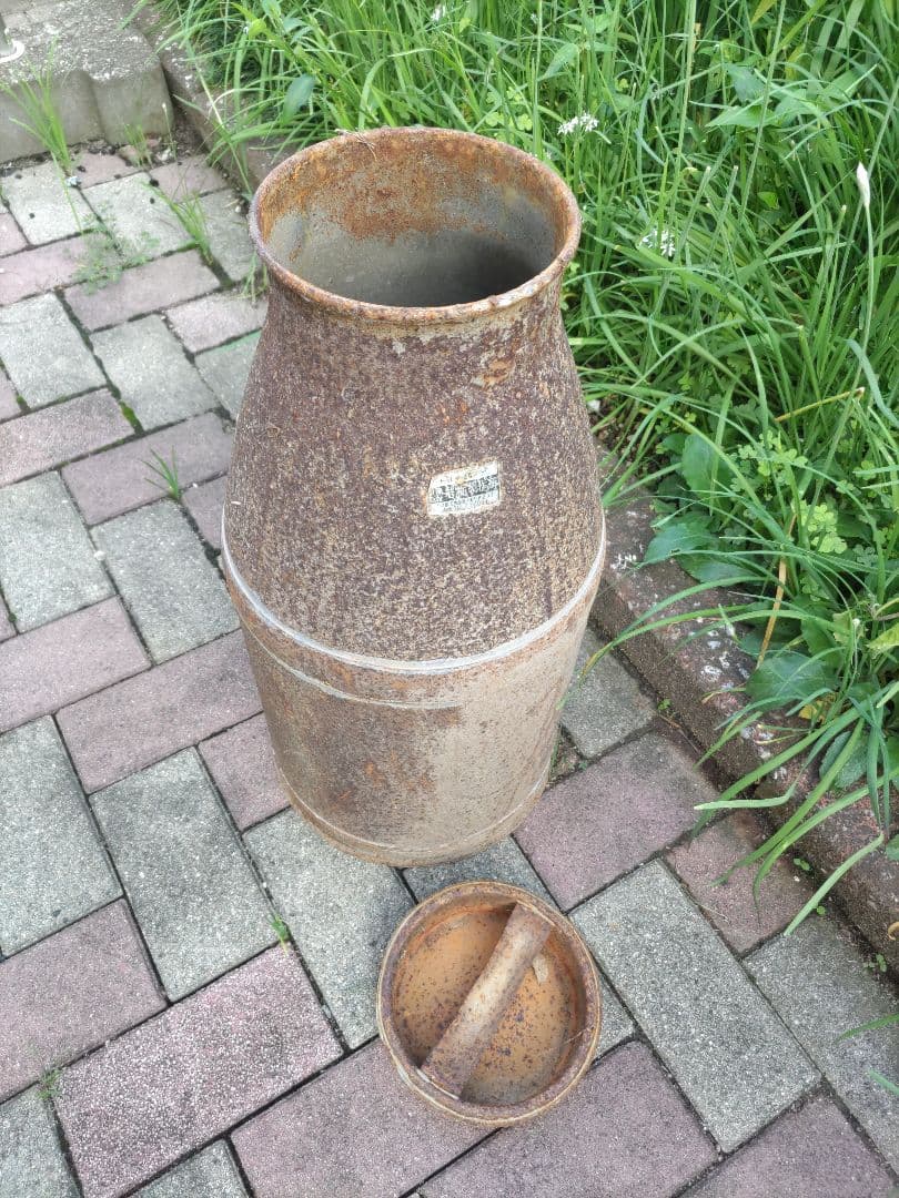 ヴィンテージ ミルク缶 金属製