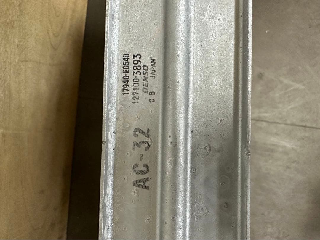 新品　未使用　日野　純正　インタークーラー　プロフィア　17940-E0540