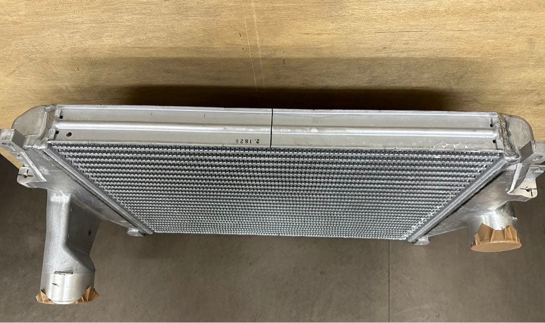新品　未使用　日野　純正　インタークーラー　プロフィア　17940-E0540