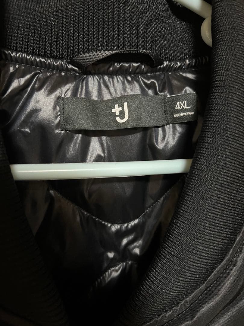 +J ブラック MA-1ジャケット　ユニクロ　 4XL ２６年元旦モデル