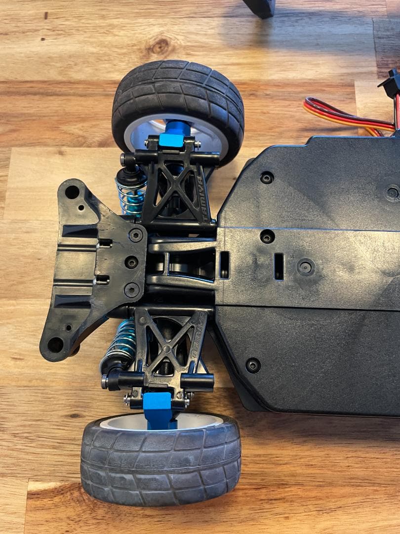 タミヤ　TT-02　試走のみ　ボディ無し　カスタム多数　動作確認済み